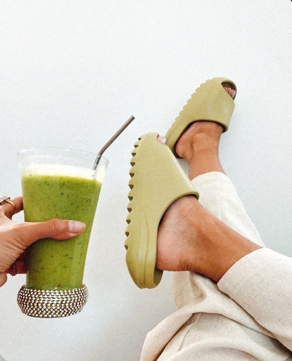 ARTE PIEDI Kimye Sliders Παντόφλες με Δώρο Νεσεσέρ OLIVE 88254